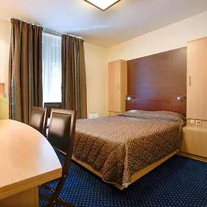3* Hotel Terminus Montparnasse