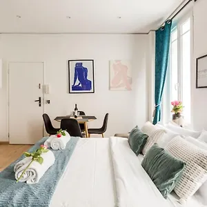 Paris, Tour Eiffel, Champs Elysées Appartement