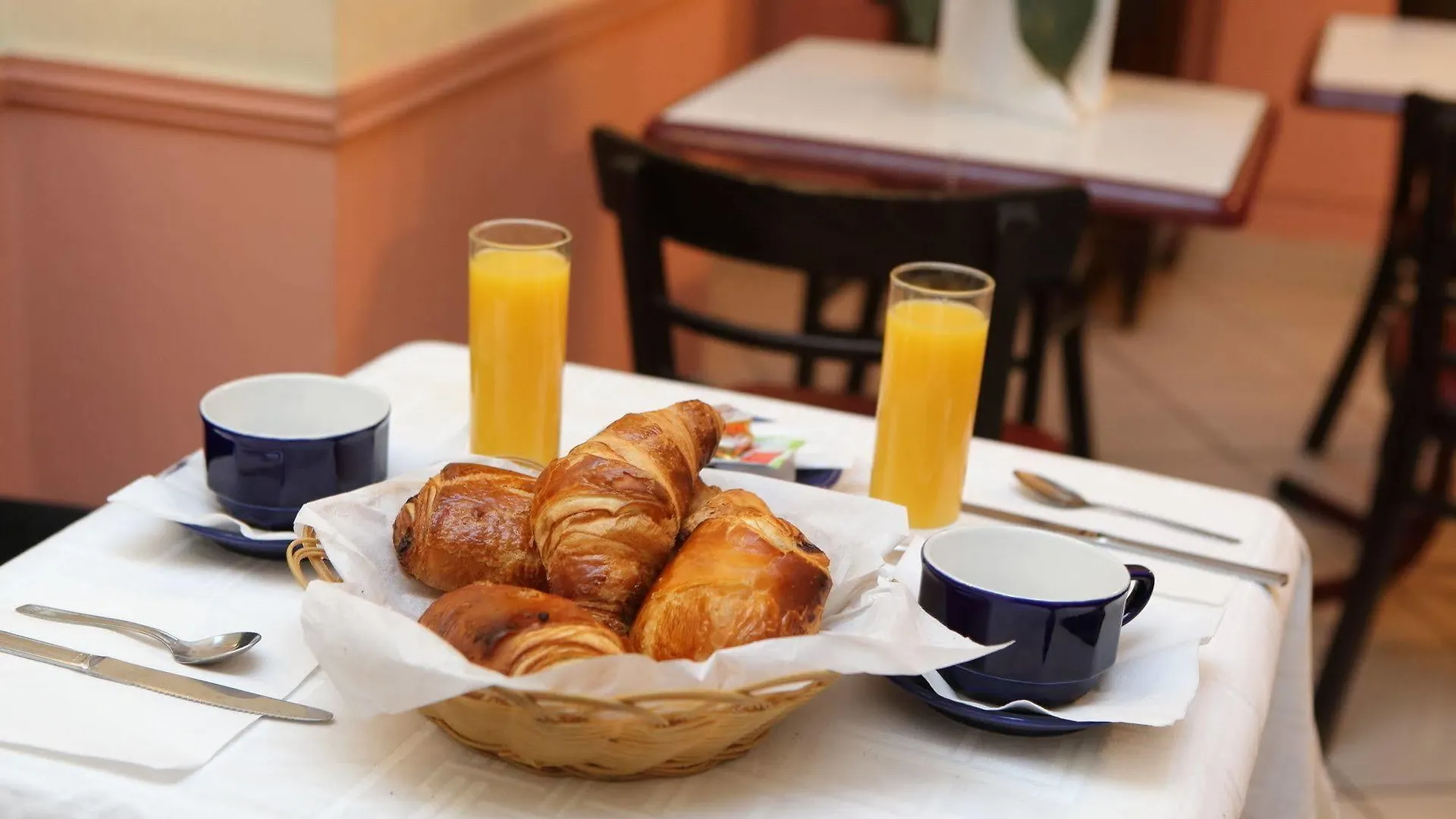 Hotel Celtic Paris 2*,